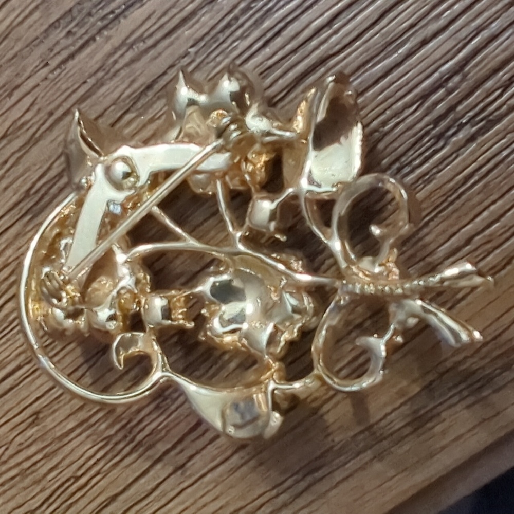 Vintage Coro Brooch - Picture 2 of 2